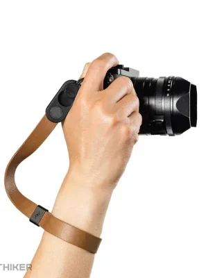 Vrácení Zdarma Peak Design Cuff kožený popruh na zápěstí, hnědá