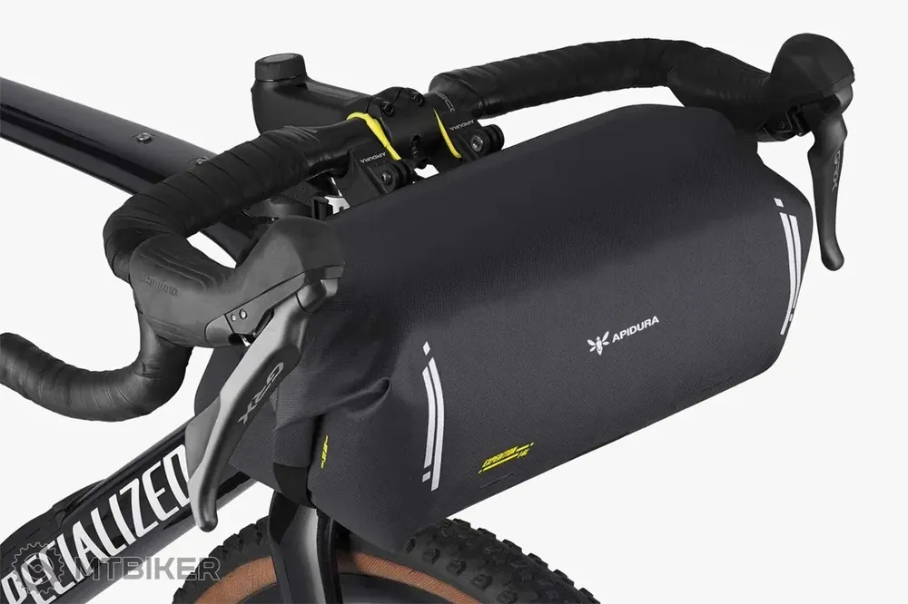 Apidura Expedition taška na řidítka, 14 l Akce