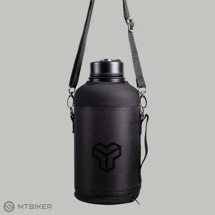 GymBeam Nomad láhev, 1.8 l, černá Cenový Hit