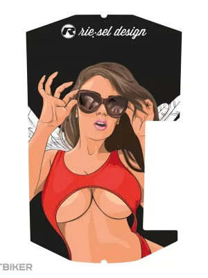 Nejprodávanější Rie Sel design Roxy Coat nálepka pro blatník RS Zeb, Girl Bella