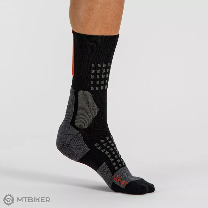 Autentický Sportful APEX ponožky, černá/červená