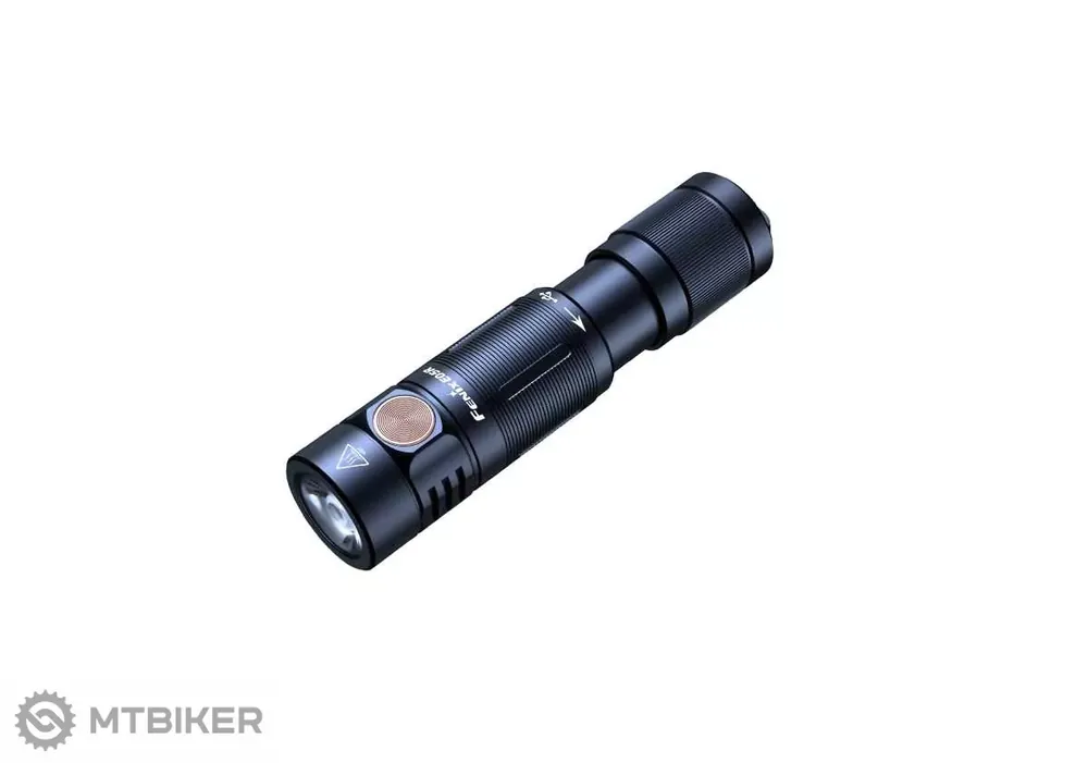 Fenix E05R nabíjecí baterka, černá Oblíbený