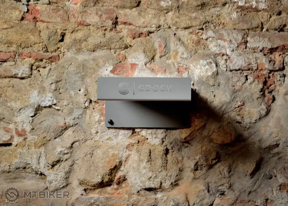 Vrácení Zdarma GDOCK Bike Shelf držák kola na zeď, stříbrný