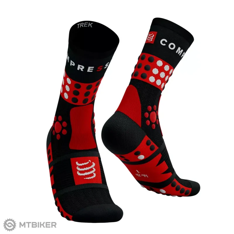 Hit Sezóny COMPRESSPORT Trekking ponožky, černá/červená/bílá