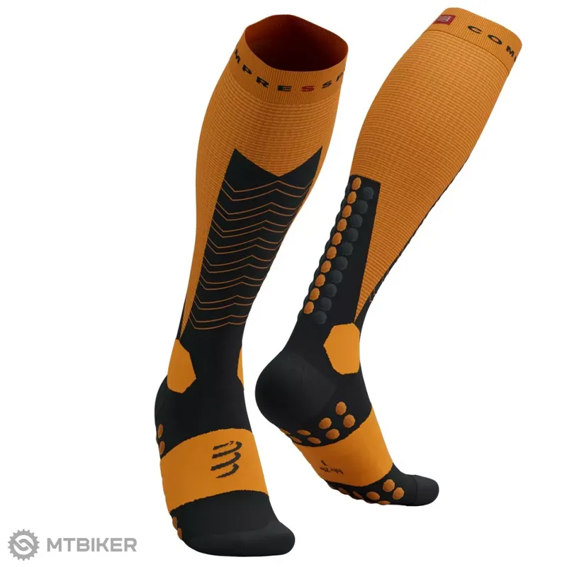 Výhodná Nabídka COMPRESSPORT Ski Mountaineering Full podkolenky, podzimní glory/black