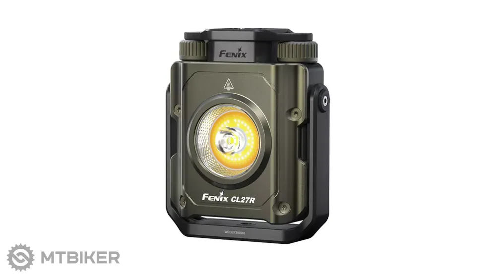 Fenix CL27R nabíjecí svítilna, 1600 lm, zelená Aktuální