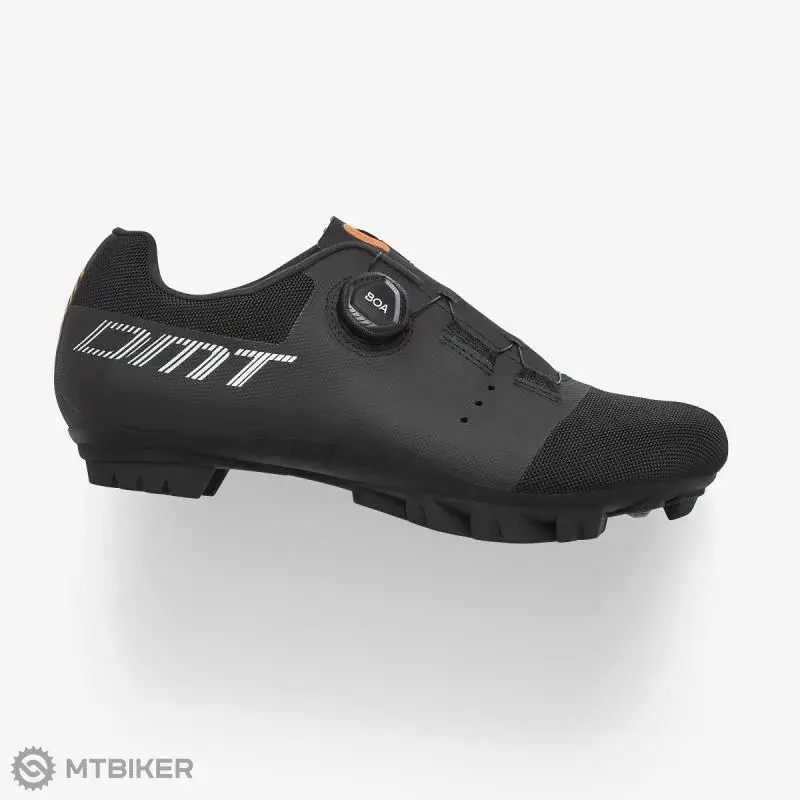 Jen Po Omezenou Doba DMT KM4 tretry, černá