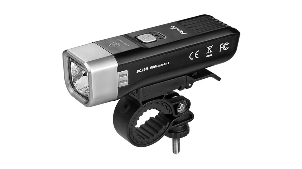 Nabíjecí cyklosvítilna Fenix BC25R, 600 lumenů Originální
