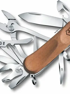 Must-Have Victorinox EvoWood 17 multifunction knife 85 mm, walnut wood, 13 functions, blister