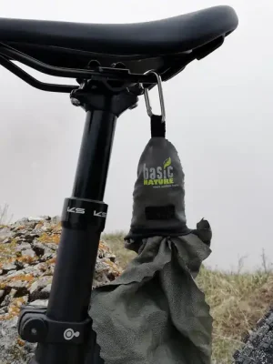 Cenově Výhodný BasicNature Mini Towel Ultrajemný cestovní ručník z mikrovlákna S olivový
