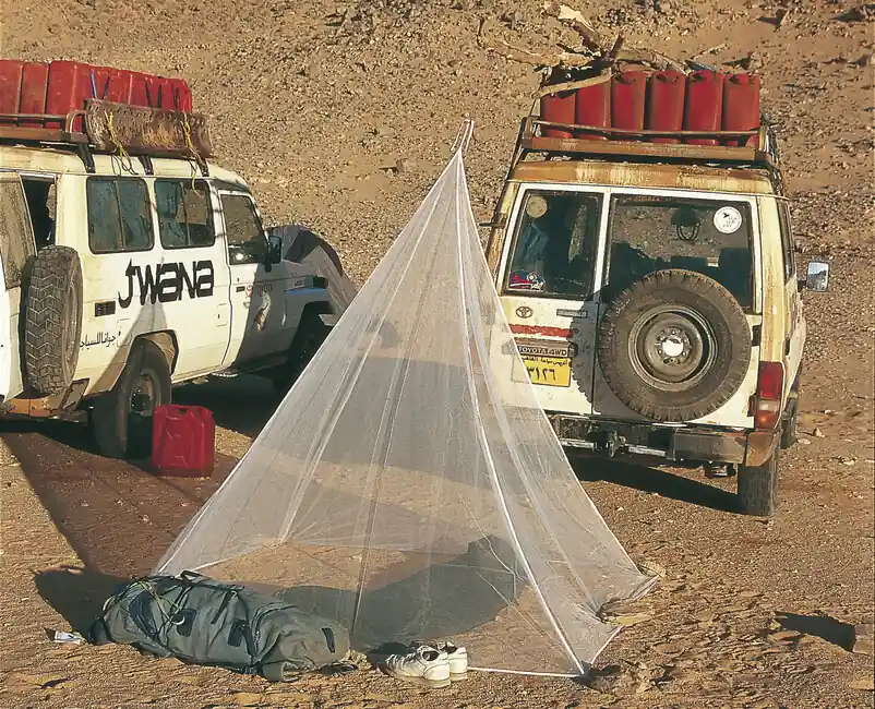 Akční Nabídka Brettschneider Jemná síťovina Pyramid Mosquito net Single