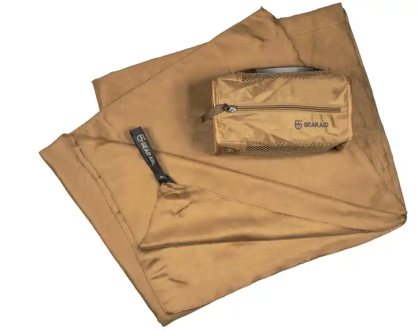 Expresní Doručení GearAid Ručník z mikrovlákna Ručníky na ruce z mikrovlákna s antibakteriální úpravou a síťovanou kapsou ‘ 75 x 120 cm coyote