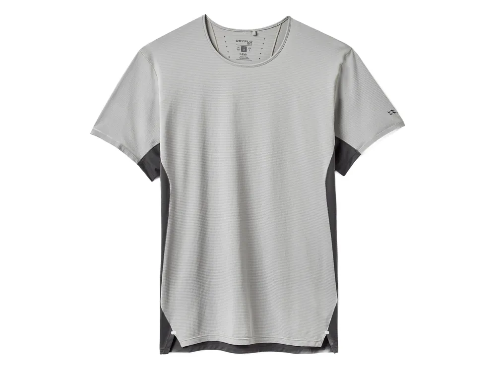 Rab Sonic Ultra Tee, light zinc/graphene - pánské běžecké tričko Hit Sezóny