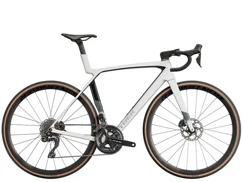 Trek Madone SL 6 Gen 8 L bílá Výhodná Nabídka