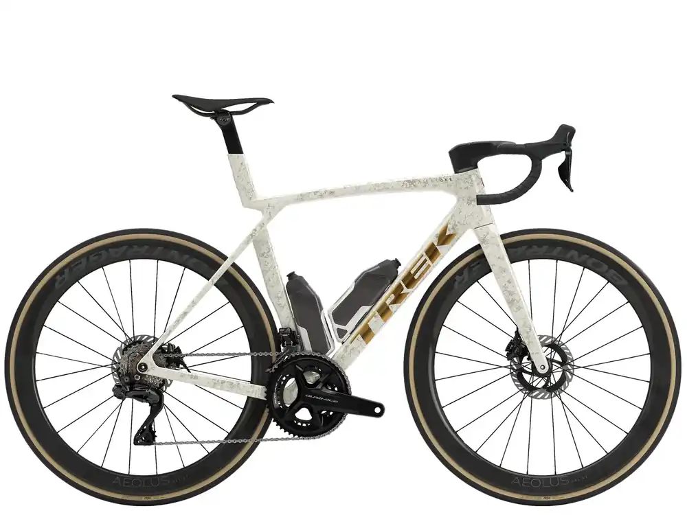 Trek Madone SLR 9 Gen 8 ML bílá Kup Teď