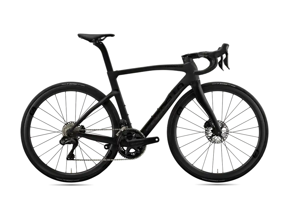 Horká Nabídka Pinarello F SERIES F7 Ultegra Di2 2x12 DB (MY25) 465 černá/lesklá