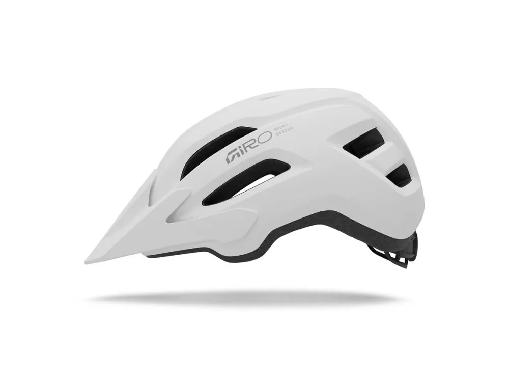 Cenový Hit Cyklistická přilba Giro Fixture II W Mat White/Chrome