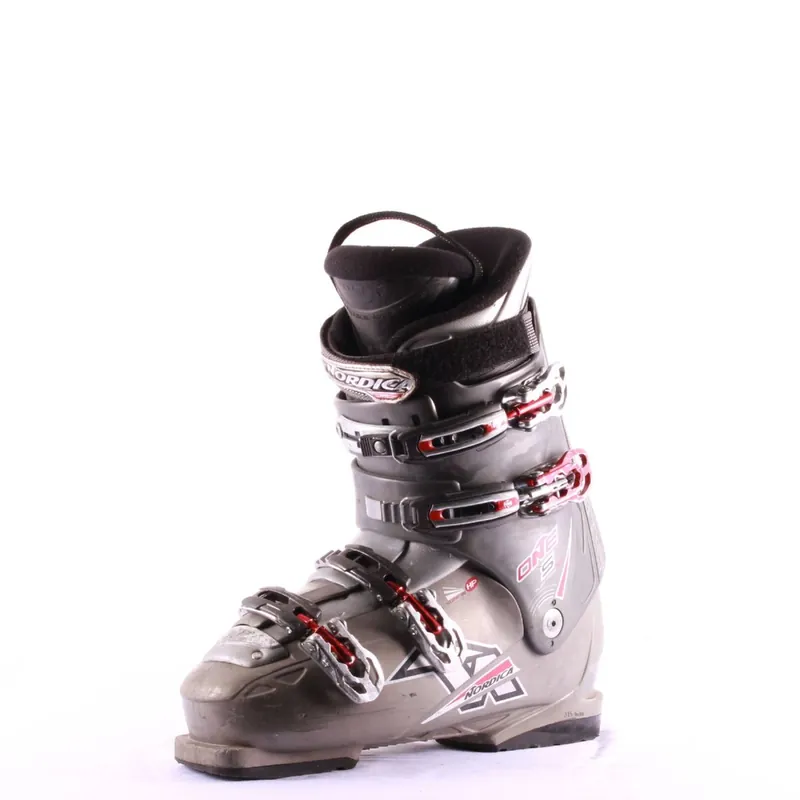 Ověřený Nordica One S 65 2010/2011...