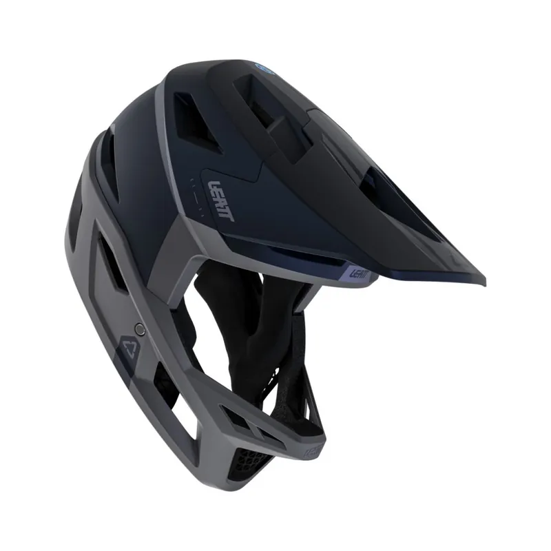 LEATT integrálna přilba MTB Gravity 4.0 , Stealth Black/Grey - Varianta L / 59-60cm Akce
